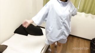 日頃のスト◯スを発散するかの様に僕の大きなチンコをしゃぶり尽くしてアヘアヘする専門◯生彼女。