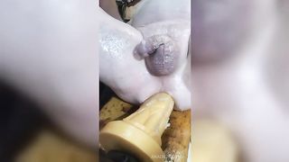 Fucking a new Hankeys Dildo