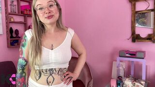 MAYBE YOU COULD FUCK HOT BITCHES IF YOU WERE STRONG