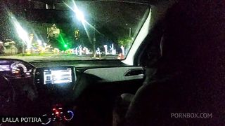 Chupei o Uber e dei a buceta no meio da rua, claro que o CORNO so ficou assistindo!!! Dessa vez foi dia de aprontar nas ruas do PARANA