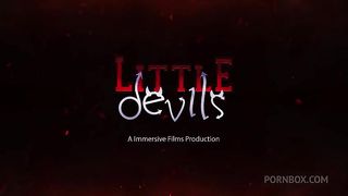 Big tits and big ass! A perfect chubby fucking her pussy and ass until she gets milk inside her ass