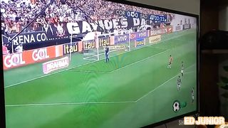 ED JUNIOR CHAMA UMA NOVINHA TOCEDORA DO CORINTHIANS PARA ASSISTIR AO JOGO MAS ELA QUERIA ERA FUDER SEM CAMISINHA