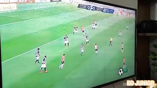 ED JUNIOR CHAMA UMA NOVINHA TOCEDORA DO CORINTHIANS PARA ASSISTIR AO JOGO MAS ELA QUERIA ERA FUDER SEM CAMISINHA