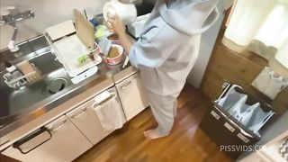 《彼女とお家デート》「もっと奥まで入れて…」と懇願する彼女に腰を沢山振りました。