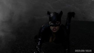 Katwoman Jennifer Dark Prowls Into A Prison Cage 3way