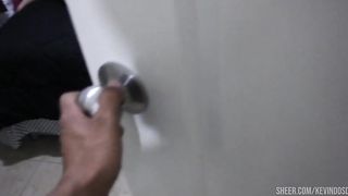 MADRASTRA PILLADA OLIENDO MI ROPA INTERIOR!!!