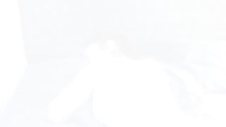 SUENOS HUMEDOS!! Hermanastra imagina a su hermanastro mayor llenando el cono de semen