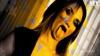 Lea Di Leo a whore cougar with big tits and golden hair has her pussy and ass stretched and loves anal