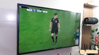 CORINTHIANO DOTADO CHAMA UMA CORINTHIANA PARA ASSISTIR AO JOGO MAS SO PARA FUDER O CU DA NOVINHA