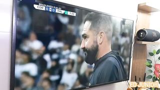 CORINTHIANO DOTADO CHAMA UMA CORINTHIANA PARA ASSISTIR AO JOGO MAS SO PARA FUDER O CU DA NOVINHA