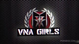 Sexy Brunette Spencer Bradley Gets A Creamy Facial From Alex Legend!