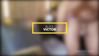 Troca troca com a boneca Isabella Salvatore