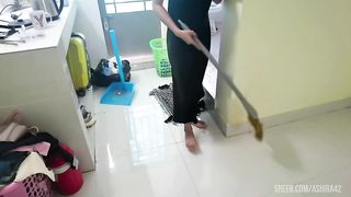 Fuck my girlfriend during menstruation with condom full MV