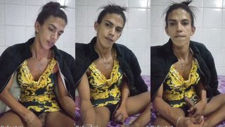 Gozando no meu quarto, muito bom