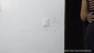 Novinho ataca novamente comendo meu cuzinho com forca e me fazendo gozar