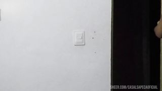 Novinho ataca novamente comendo meu cuzinho com forca e me fazendo gozar