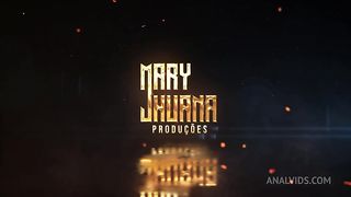 Making a video call and cumming with the plug in the ass - Mary Jhuana