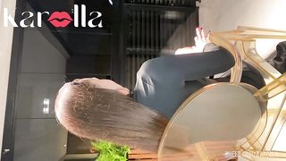 Morena esperou sentada, tirou a roupa e pediu pra ele foder de quatro! Vem logo... (VIDEO COMPLETO)