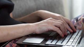 Skinny brunette gets her asshole stretched