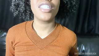 Punheta Guiada essa novinha safada vai te fazer jorrar leitinho em alguns minutos.