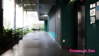 A travesti safadinha do forro dando o cu pro dotado