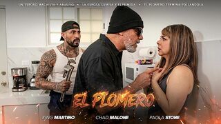 PLOMERO LE ROMPE EL CULO A ESPOSA INFIEL! - FT. PAOLA STONE