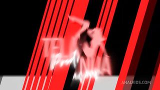 BOLIVIANA LEVANDO PAU GRANDE GROSSO NO CUZINHO