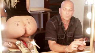 Slutty MILF Jenna Lovely with small soft tits gets her ass gaped by oversized cock and wants her mouth busy