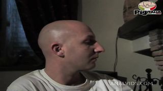 Hot milf Stefania Canali as an aunt opens her deep ass to horny pussy-abstinent cock