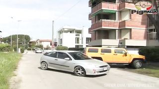 A morbid story with the hot Angela Gritti facing a very exciting sexual anal audition filmed up close