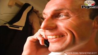 I watch and resume without letting me see my parents fucking on the sofa without noticing my presence