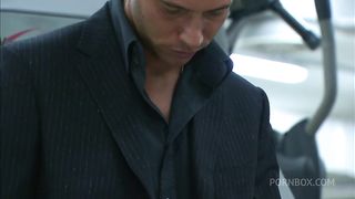 A young secreatry who loves ANAL SEX!!