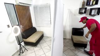 Hermosa Novia Follada al Frente de su Novio Pareja Fue Enganada en el Juego de las Sombras NTR JAV