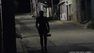 la puta embarazada viene de su trabajo a disfrutar de la pija de su macho en el culo