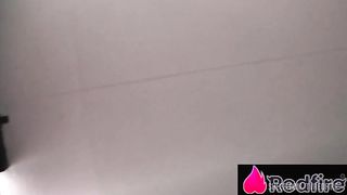 Loiraca peituda Manu Fox fodeu com dois caras no motel