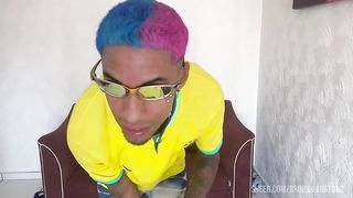 Contratei uma magrinha do job ela fode muito gostoso fiz ela da ate o cuzinho