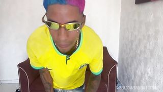 Contratei uma magrinha do job ela fode muito gostoso fiz ela da ate o cuzinho