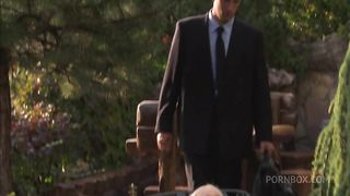 A good pussy licking during a summer sunset !