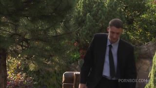 A good pussy licking during a summer sunset !