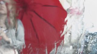 Flexible young girl analized