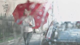 Flexible young girl analized