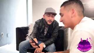 Me cojo al amigo de mi esposo, MIENTRAS EL DUERME..