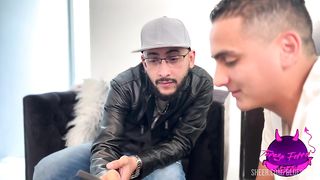 Me cojo al amigo de mi esposo, MIENTRAS EL DUERME..