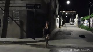 ME COJE EL CULO TAN LINDO QUE ME DAN GANAS DE TRABAJAR TODO EL DIA EN LA CALLE