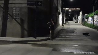 ME COJE EL CULO TAN LINDO QUE ME DAN GANAS DE TRABAJAR TODO EL DIA EN LA CALLE