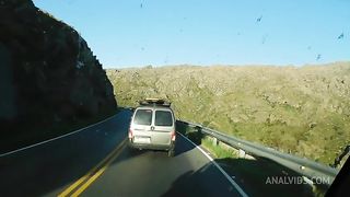 TRABAJE EN LA RUTA Y LUEGO EN L A ESQUINA LE TRAJE UN MONTON, LE PARECIO POCO Y ME LLENO EL CULO DE LECHE EN CASTIGO