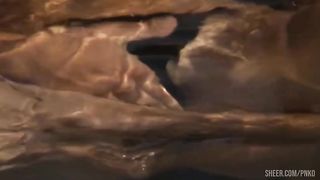 The sensual Claudia is having a hot bath !