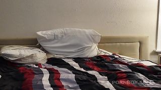 Unleashing to bisexual porn with a hands free dildo up my ass