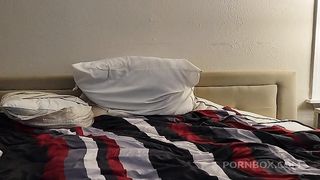 Unleashing to bisexual porn with a hands free dildo up my ass