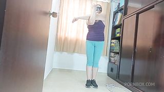 Madrastra Sola En Casa Se Graba El Camel Para Su hijastro en la Universidad